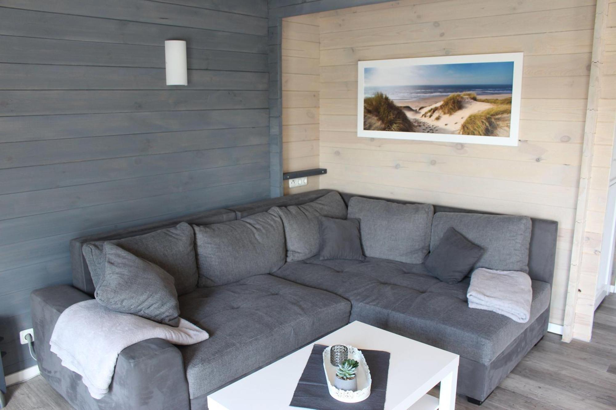 Idyllisches-Blockbohlenhaus-Mit-Eigenem-Garten-Und-Sauna-Zum-Wohlfuehlen Martensrade Экстерьер фото